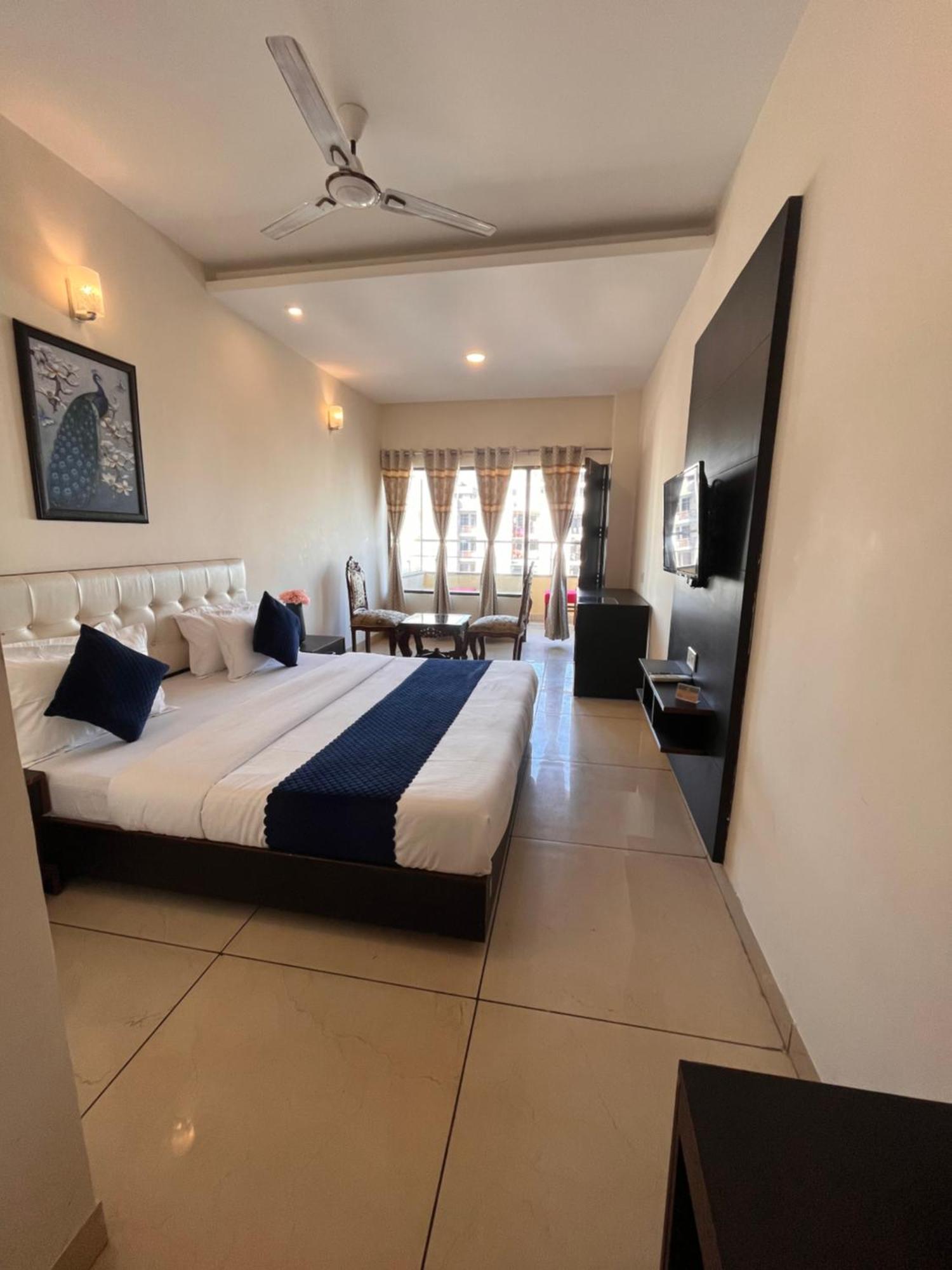 فندق Jb Residency Zirakpur !! Top Rated & Most Awarded Property In Zirakpur المظهر الخارجي الصورة