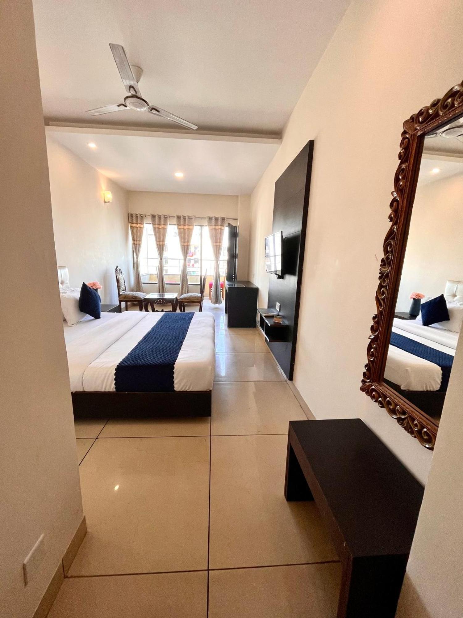 فندق Jb Residency Zirakpur !! Top Rated & Most Awarded Property In Zirakpur المظهر الخارجي الصورة