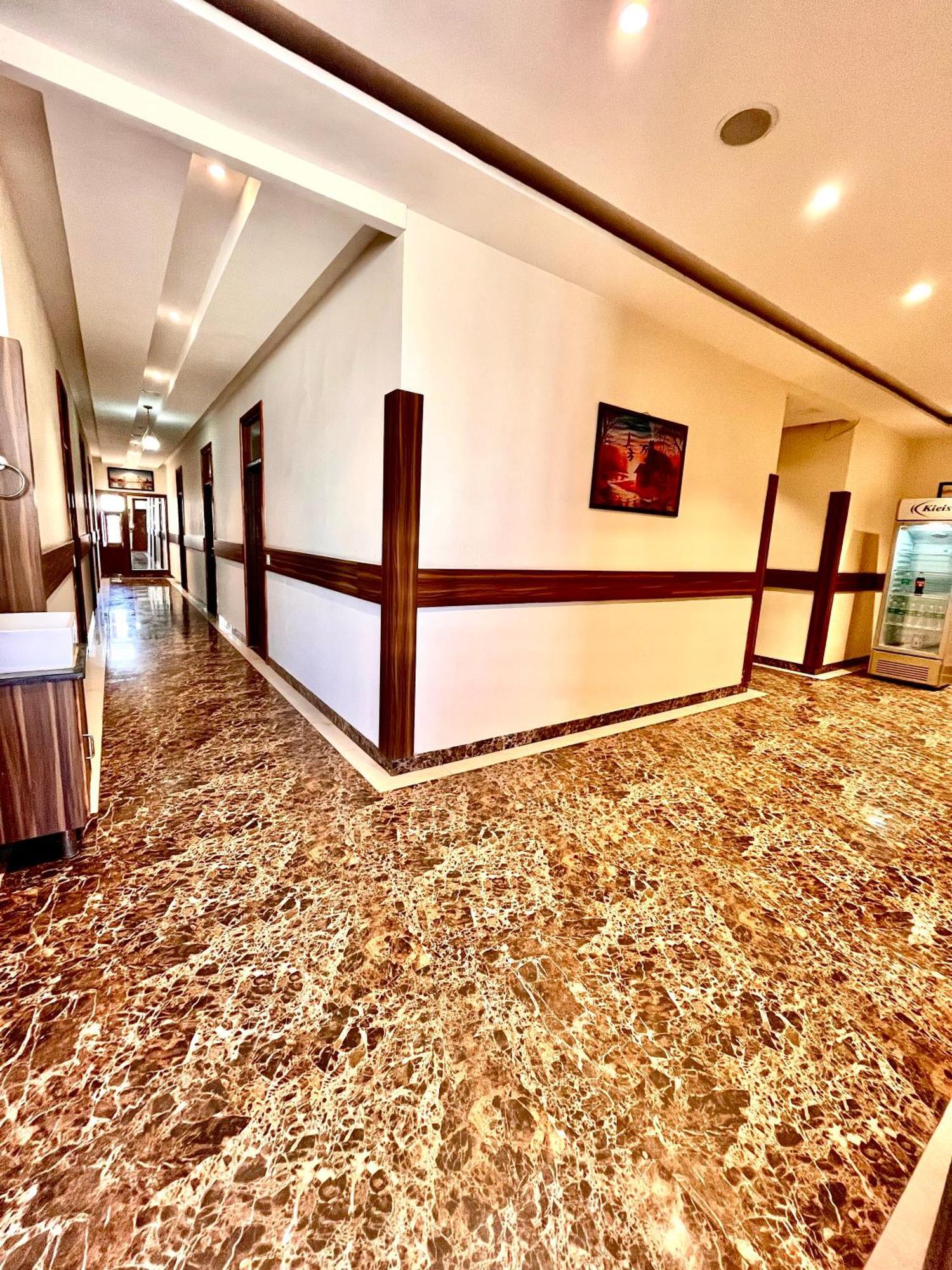 فندق Jb Residency Zirakpur !! Top Rated & Most Awarded Property In Zirakpur المظهر الخارجي الصورة